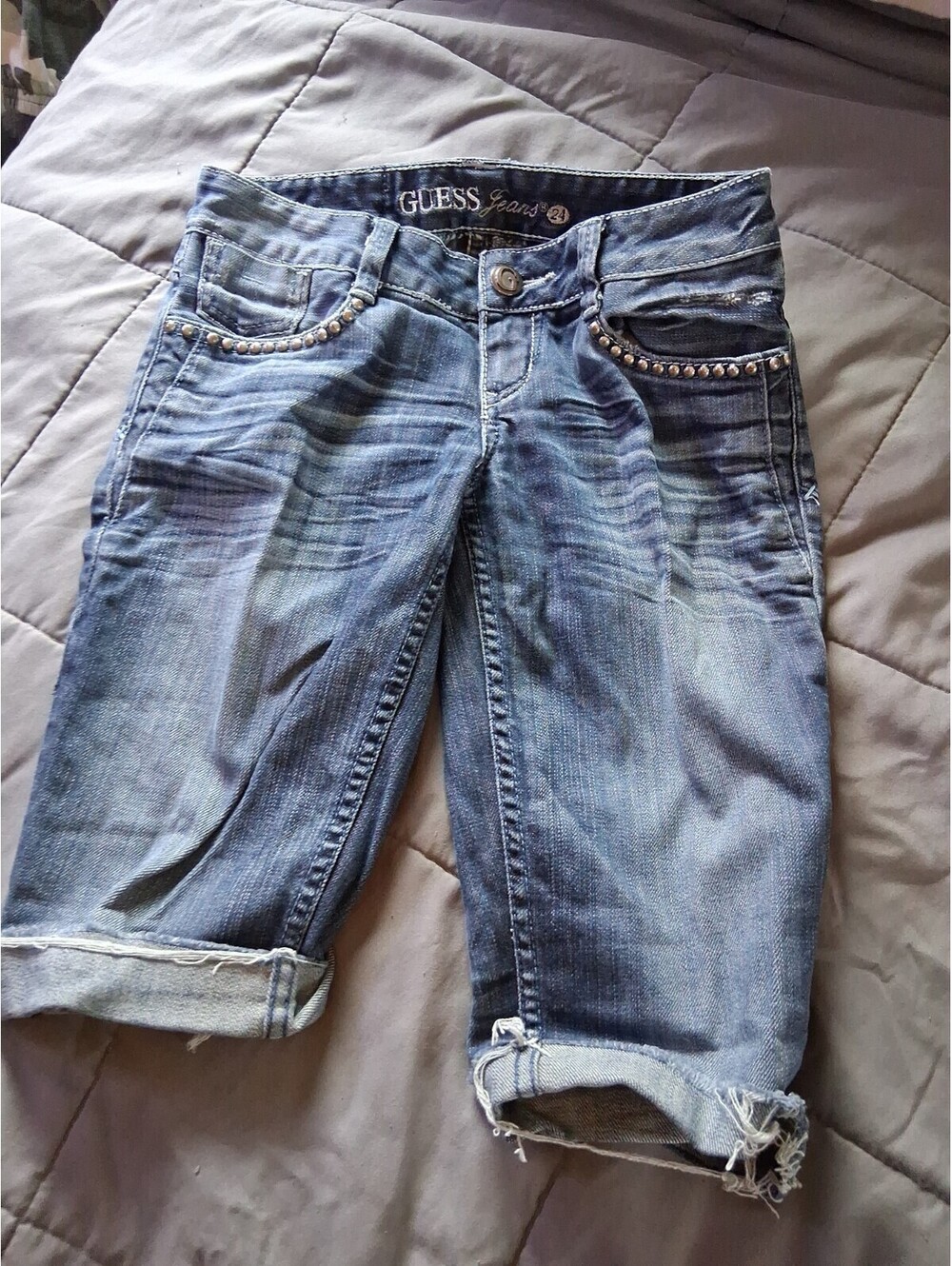 Guess Jeans 24 Girls Size 24 Bedazzled Cuff Capris Distressed D2